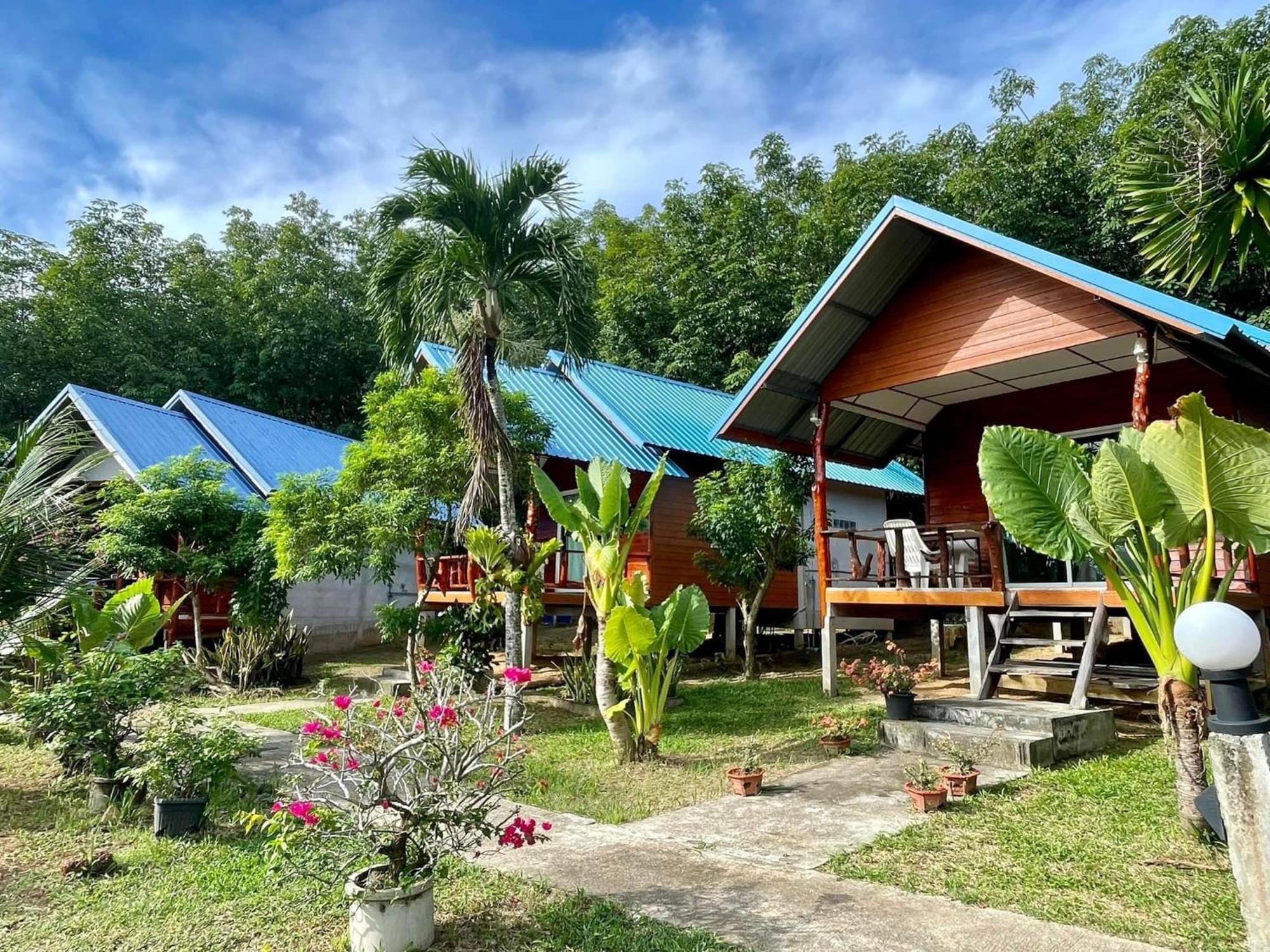 Happy Home Kohjum Koh Jum Bagian luar foto